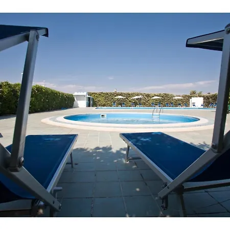 In Scoglitti, Sizilien Daire *